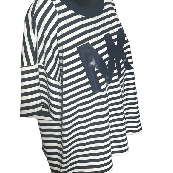 Michael Kors, Size XL, Blue/White, Short Sleeve Top. G13 - Picture 4 of 8